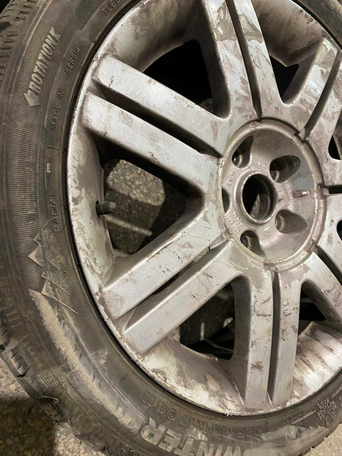 Продавам гуми с джанти за VW Passat 17 цола
