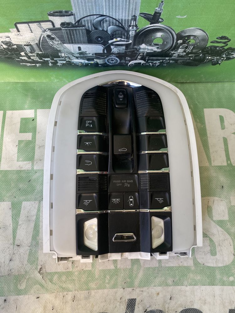 Plafonieră lumini plafon , trapă Porsche Cyenne 2014