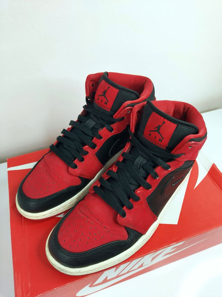 Air Jordan 1 Mid ( 43 ) Маратонки