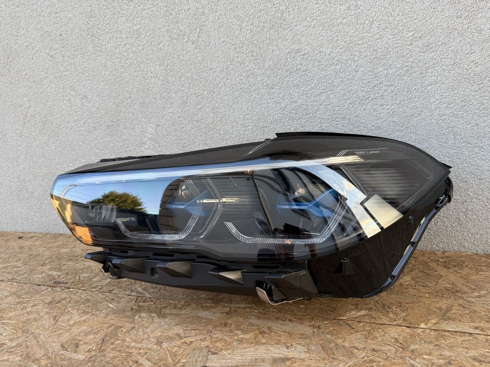 Far stanga BMW X5 X6 G05 G06 LASER SHADOW LINE BLACK Original Europa