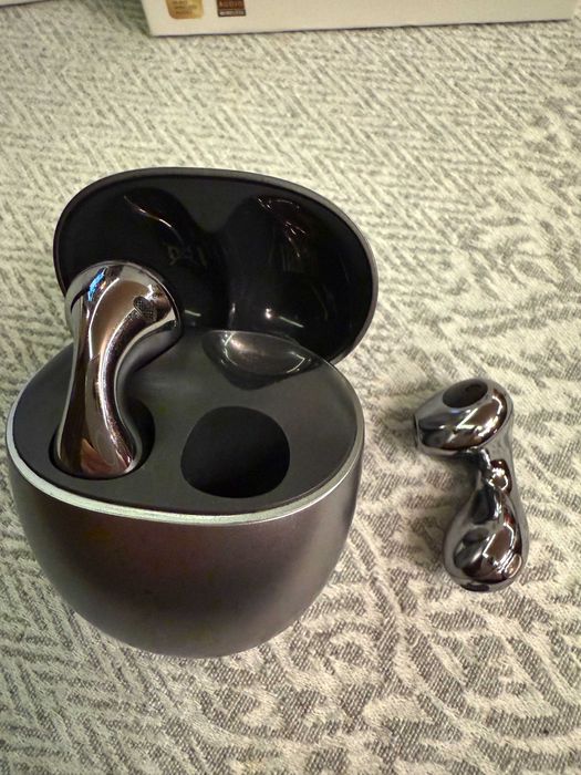 Huawei FreeBuds 5 – Стил, звук и удобство в едно!