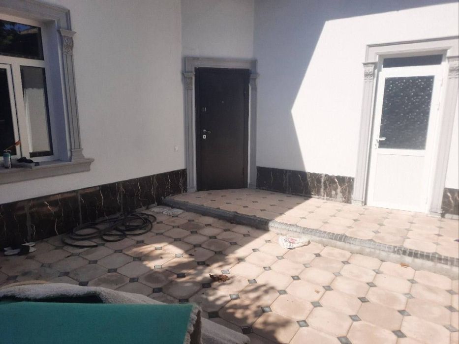 Участок 1 сотка дом 2 комнаты Саламатина, Яккасарайский р-н