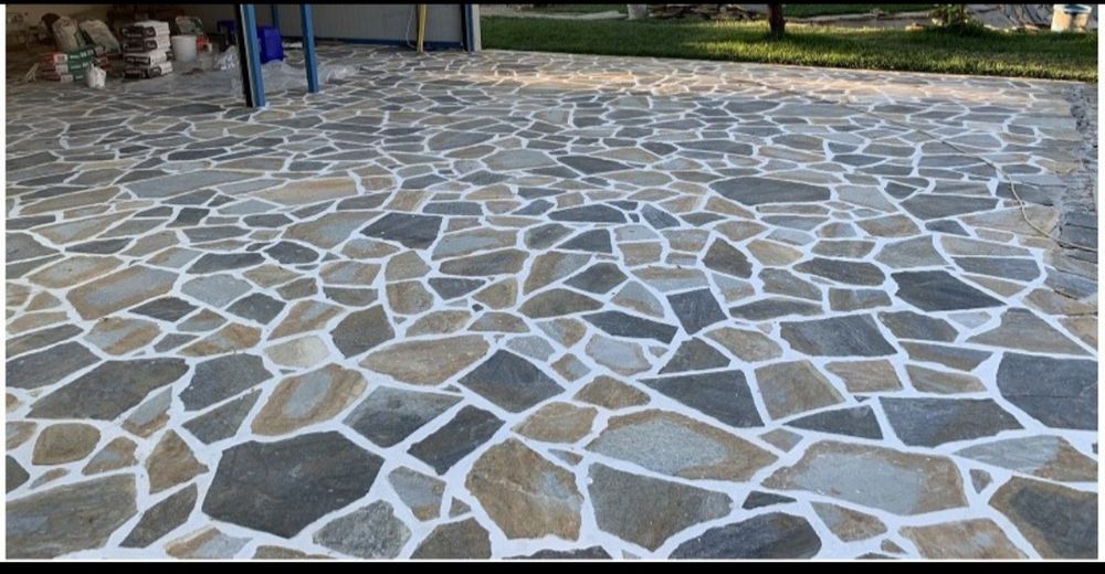 Vând și montez piatra naturala de rau