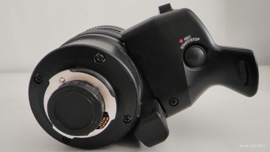 Obiectiv Carl Zeiss Vario Sonar T* VCL-412BWS