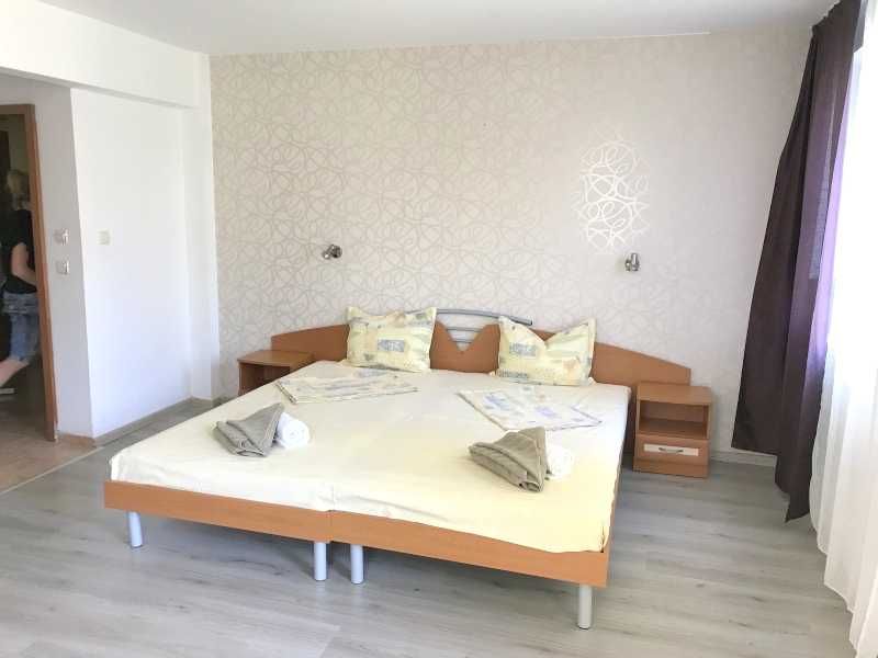 Продава се Хотел в с. Равда, Област Бургас - 1500 кв.м за 306 €/кв.м - Снимка #7