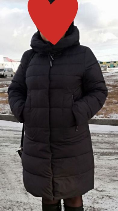 Пуховик женскии.
