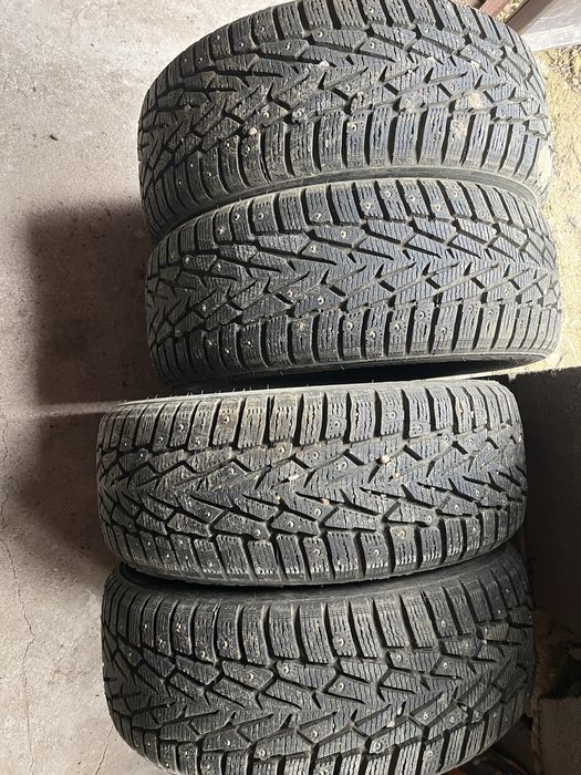 Продам Шины 215/60/16