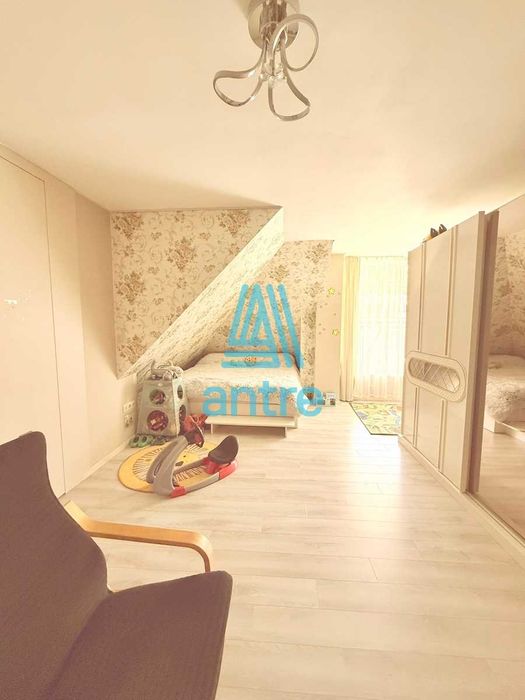 Продава се Тристаен апартамент в София, Витоша - 196 кв.м за 1873 €/кв.м - Снимка #5