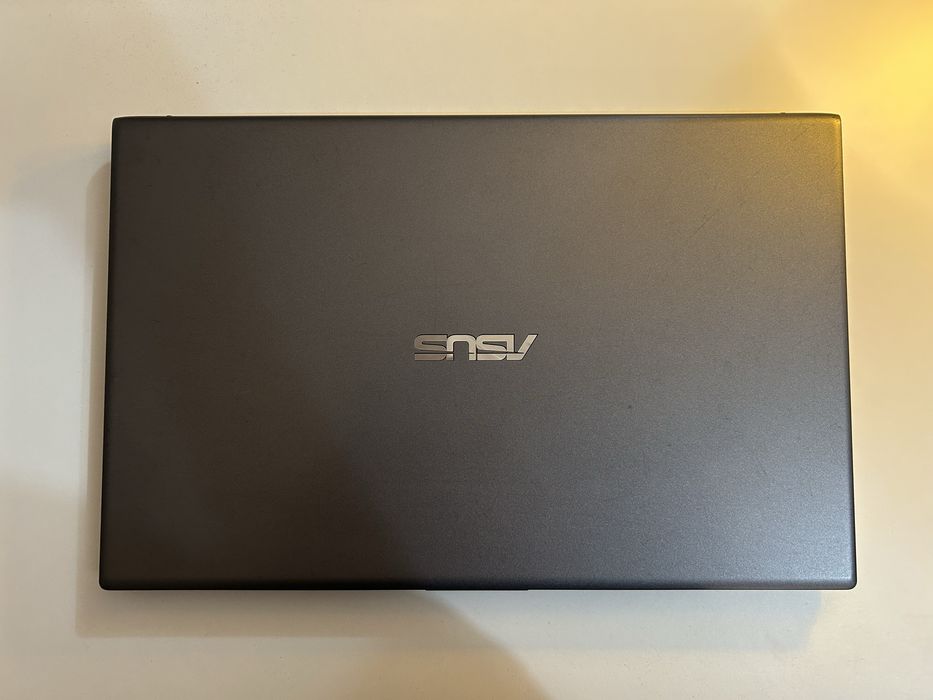 Vand laptop asus vivobook cu touchscreen functional