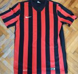 Оригинална футболна фланелка NIKE