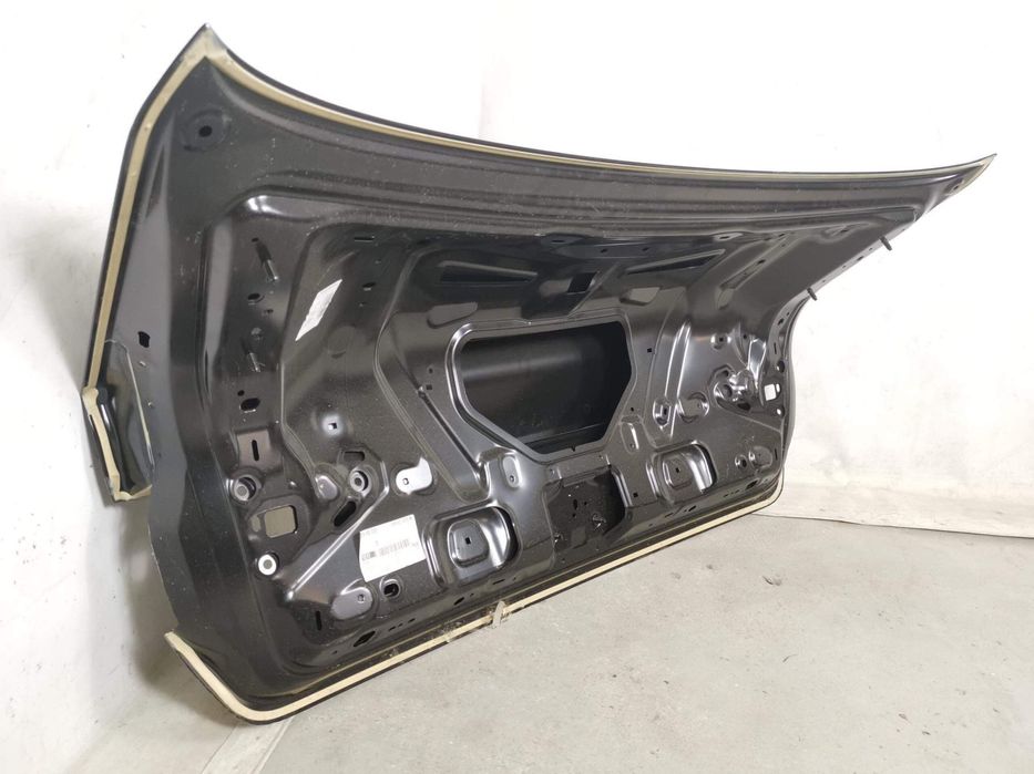Haion Capota Portbagaj Audi A4 B9 [2015 - 2020] In Stare Buna