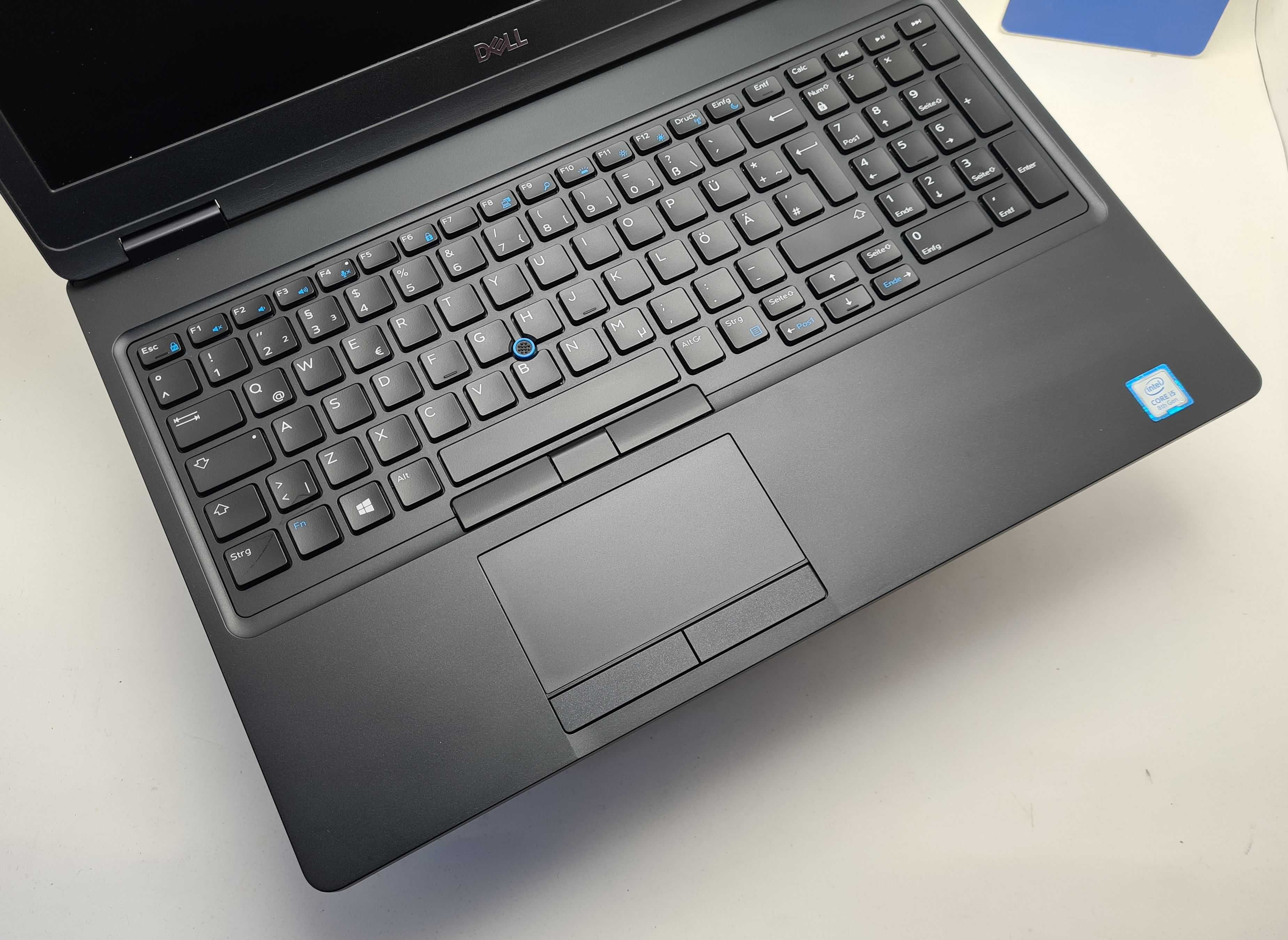 Dell Latitude 5590 i5-8250U/8GB/256SSD/FHD/Подсветка
