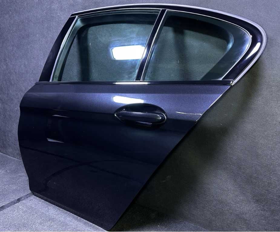 Оборудвана Задна Лява Врата BMW G30 G31 F90 БМВ Г30 Г31 Ф90