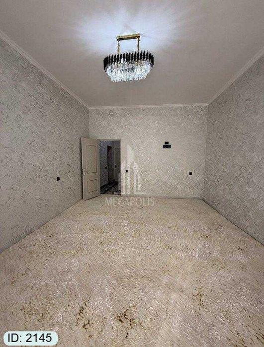 SOTILADI №2145 5-mikrorayon jomiy aurani oldida 2xonalik uyimiz