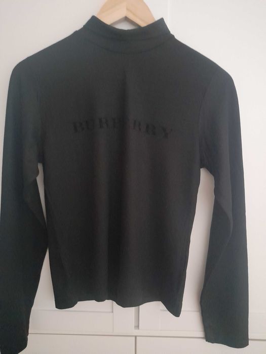 Maleta Burberry cu lana,m, 250 lei,oferta