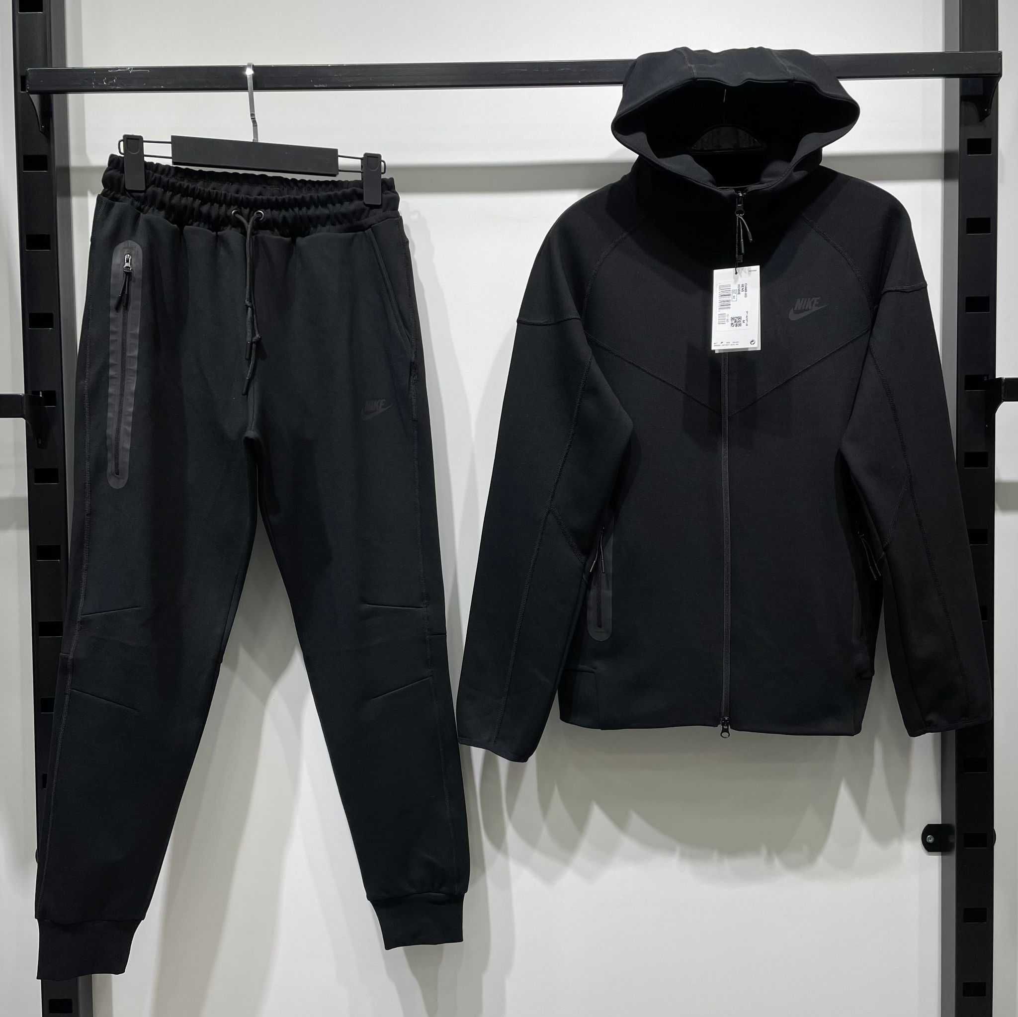 Nike tech fleece