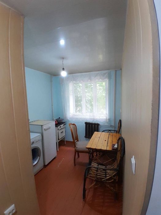 Сдается 1 комнатная квартира 
С обстановкой 
В горде Алмалыке