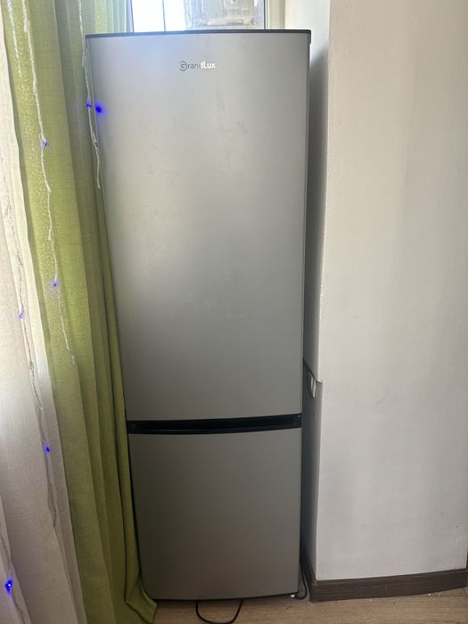 Срочно Продам холодильник