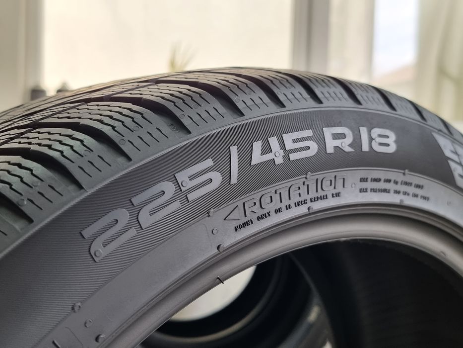 "Dot 22" 225/45/18 Nokian 4Броя: 600лв 7.5мм като Нови!