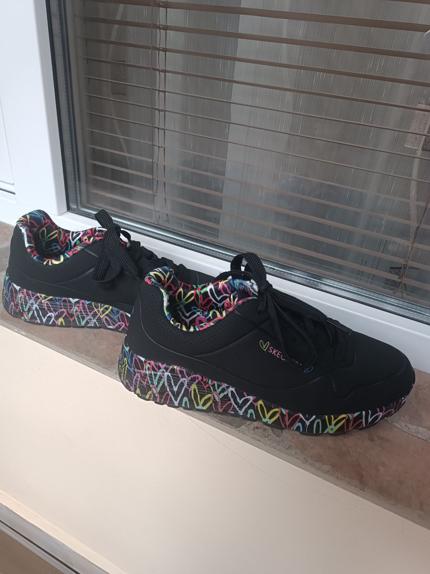 Маратонки Skechers