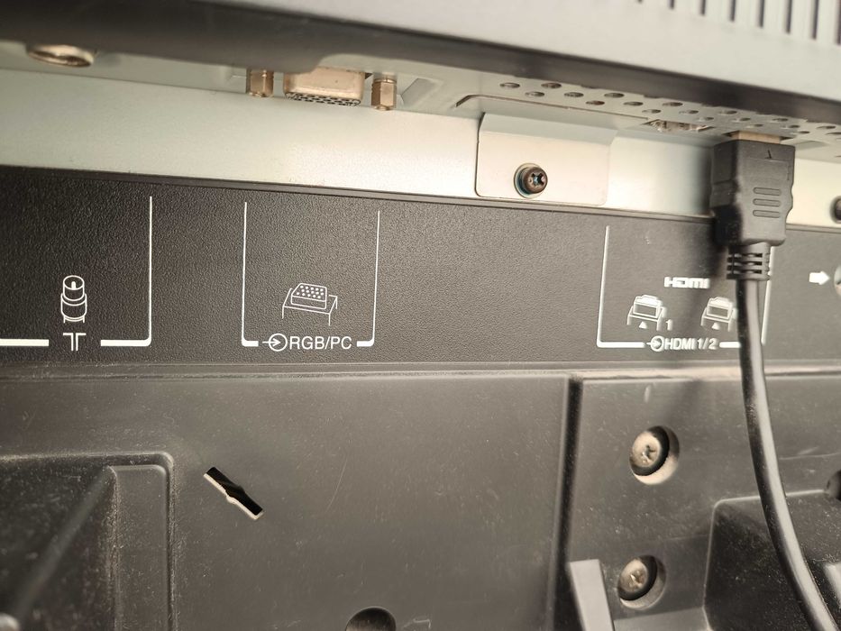 Телевизор Toshiba 32wl66z  32"