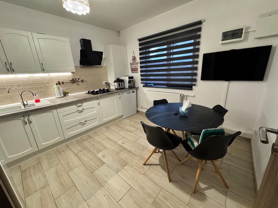 Casa/vila P+1 Sabareni central ,12 km Bucuresti