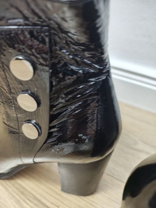 Ghete de dama lucioase