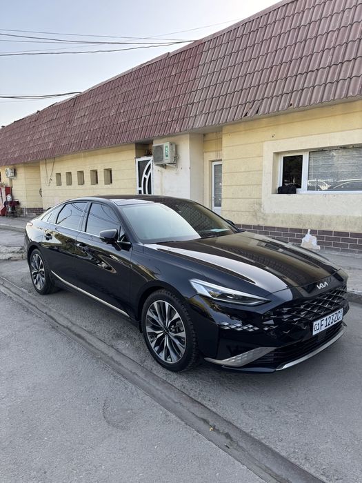 Kia k8 sotiladi kiraskasi toza holati idyal murojat uchun telfon qilin