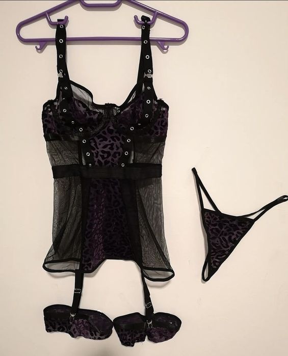 Set animal print cu jartiere