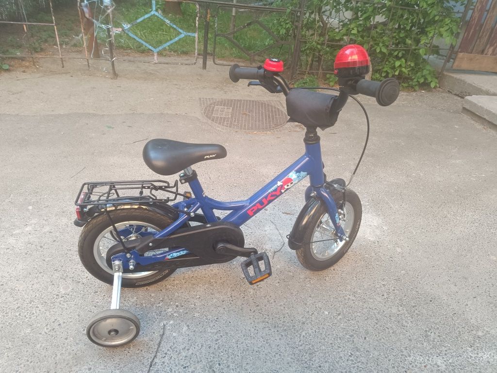 Vând bicicleta copii 3 -6 ani