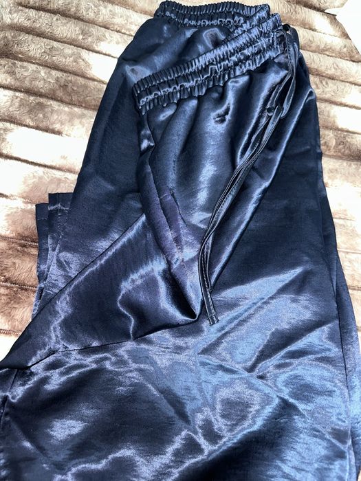 Pantaloni ,nu sunt bunbac 100%