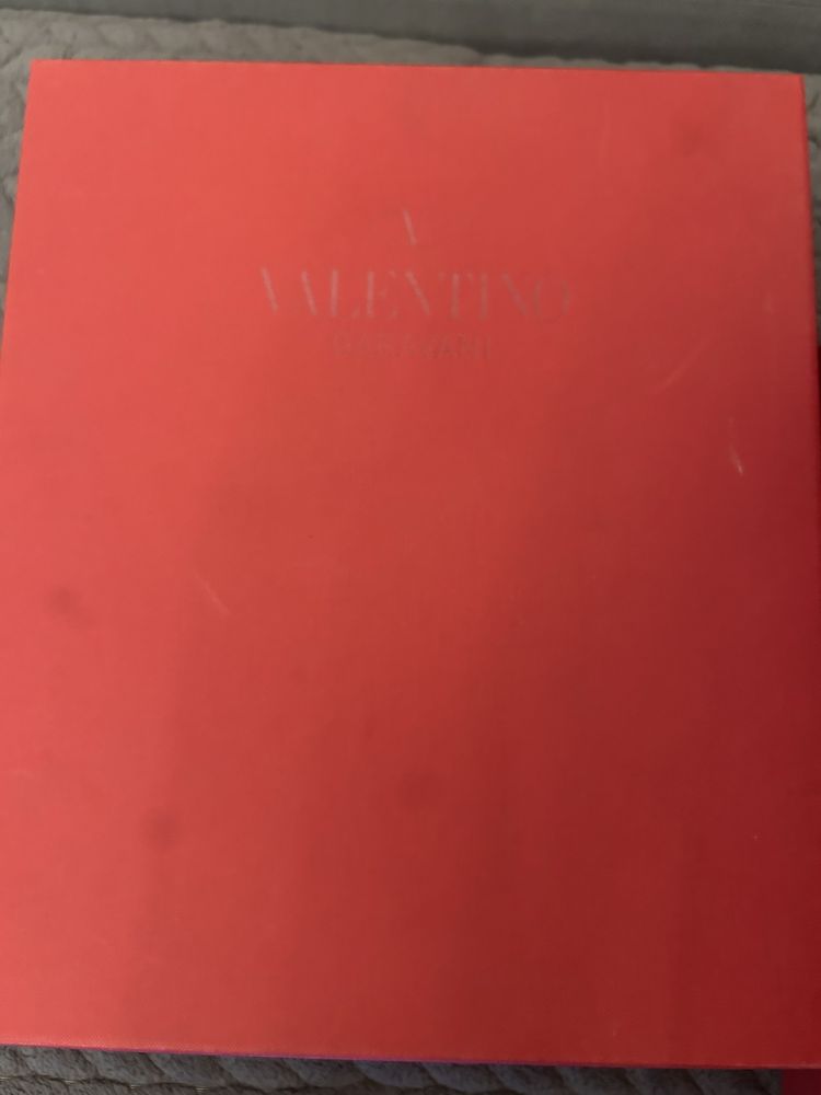 Сникърси  Valentino