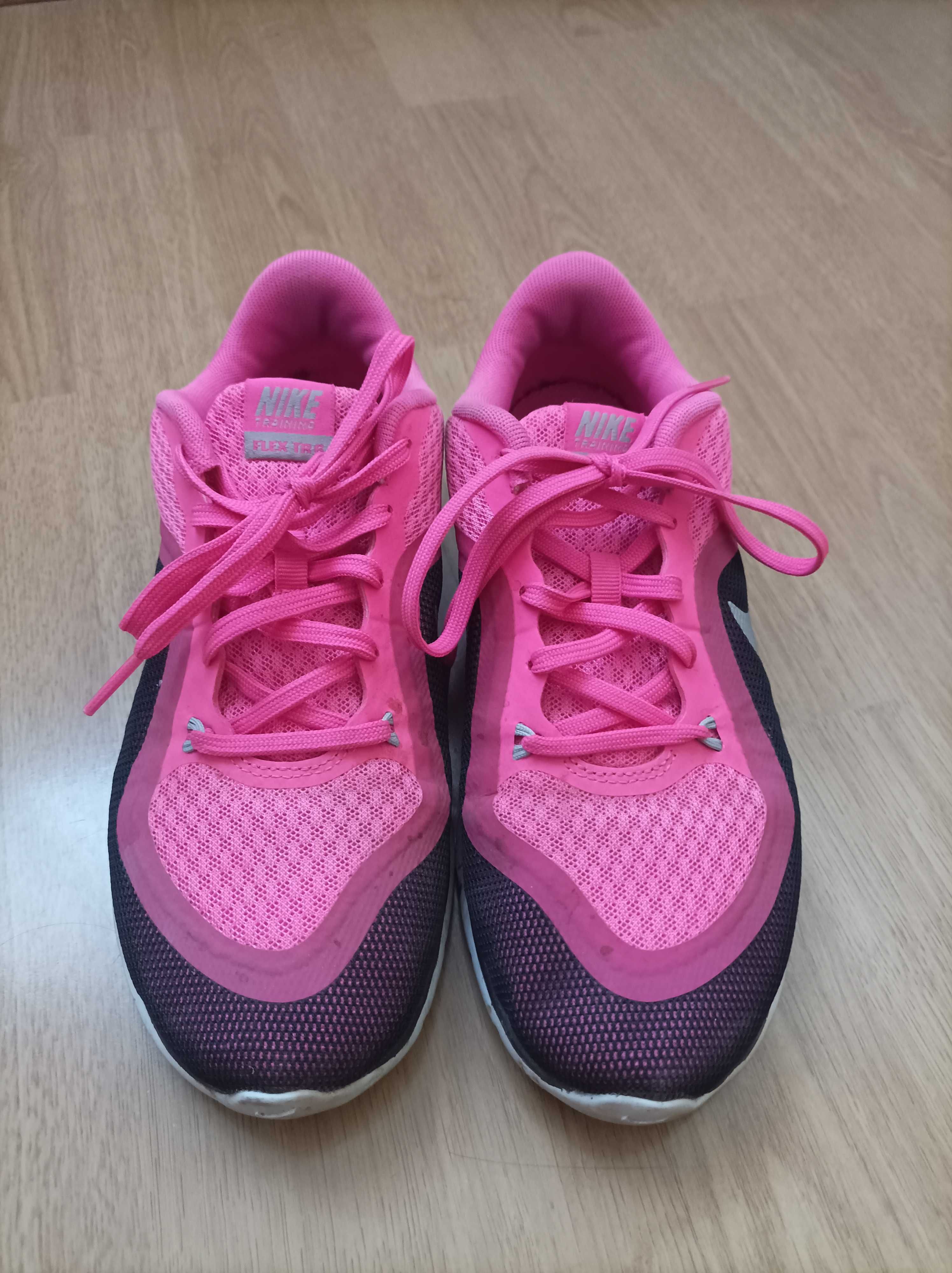 Оригинални маратонки Nike