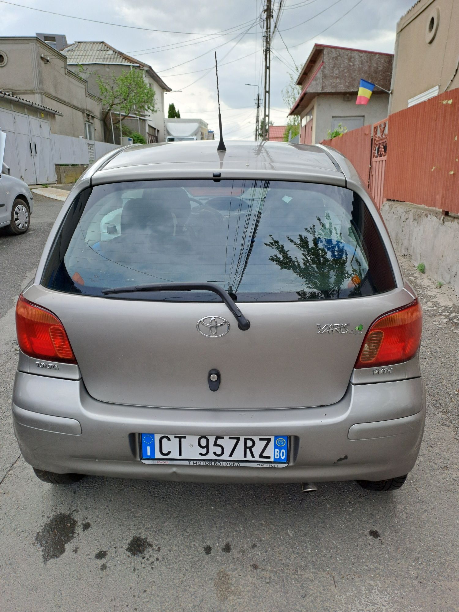 Toyota yaris 2005