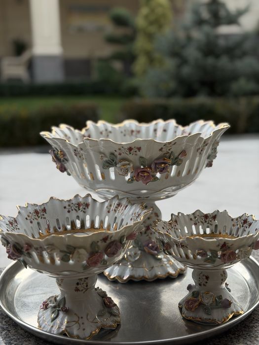 Вазы для фруктов конфет орешков