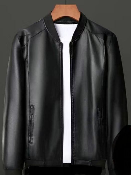 Продам, новая! Размер 46- 48-50 с утеплителем