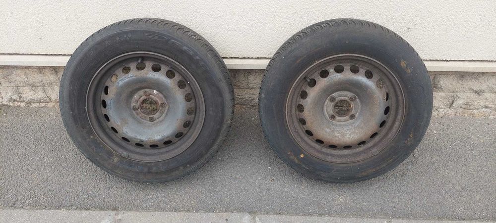 vand anvelope iarna 195/65/r15 debica navigator 2 bucati