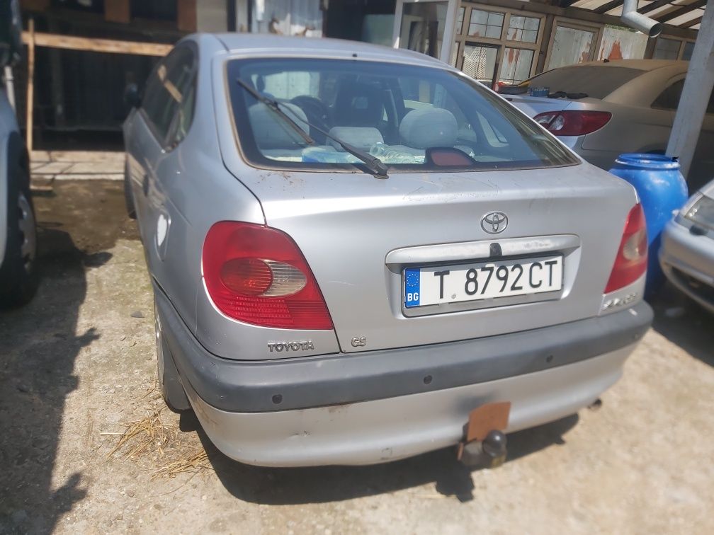 Dezmembrez Toyota avensis ani 2000/2004 volan drapta