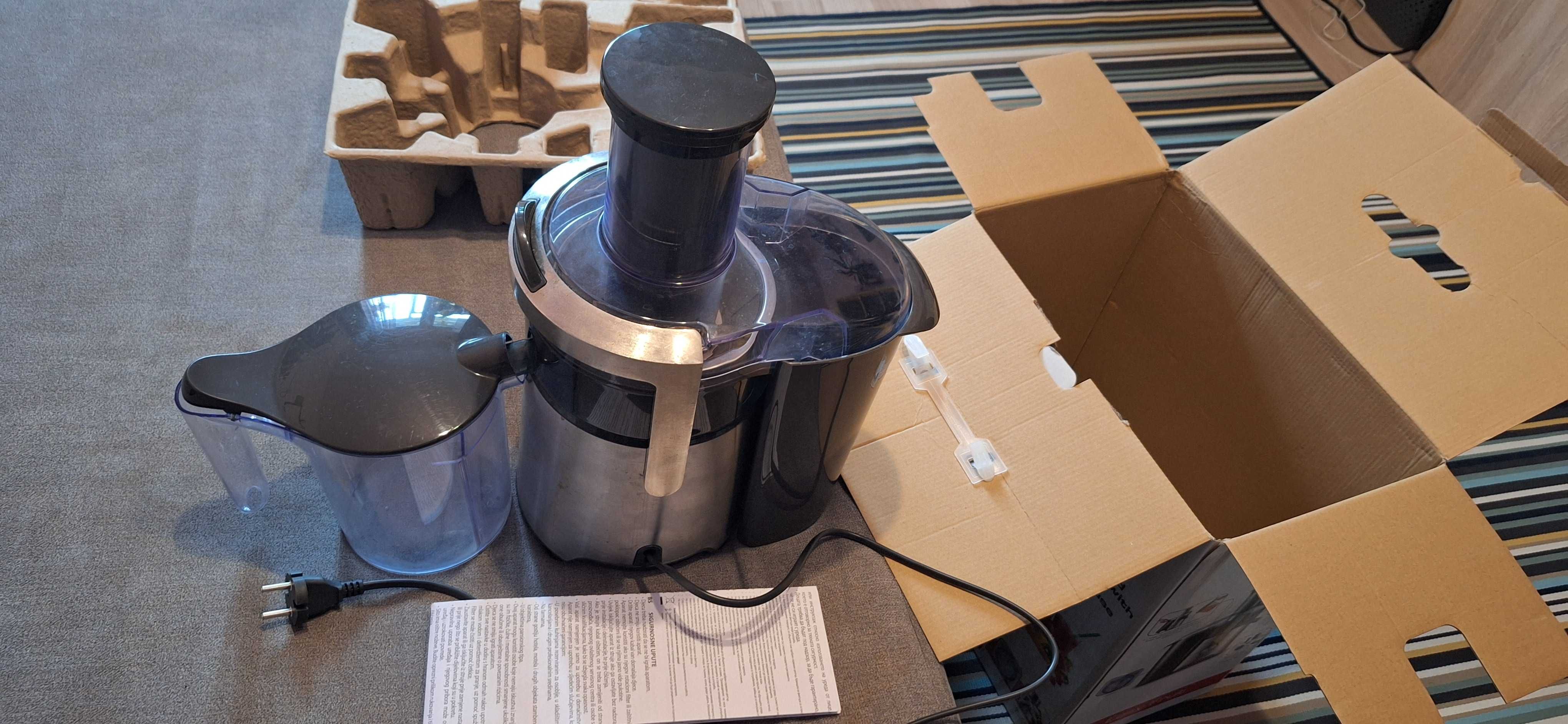 Storcator de fructe si legume Tefal ZE610D38, 800 W, 1.2 l