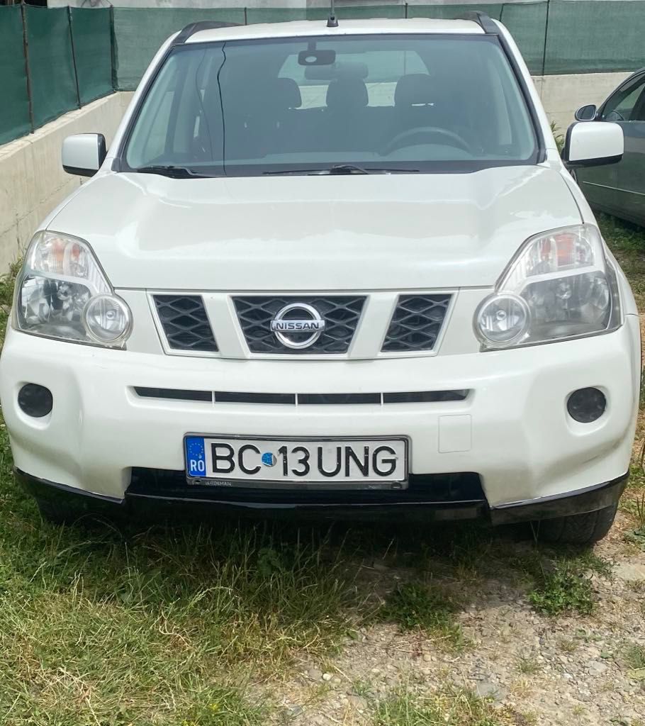Nissan X-Trail 2010 SUV