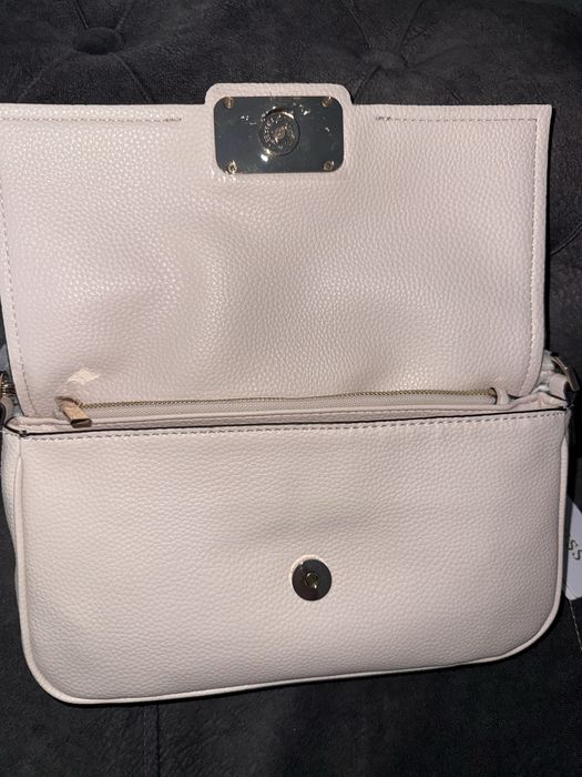 Geanta Guess noua