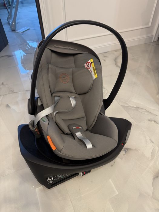 Vand scoica auto cybex cloud g i-size ca noua