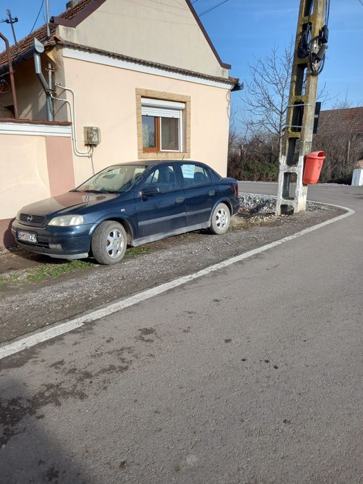 Vând Opel Astra g
