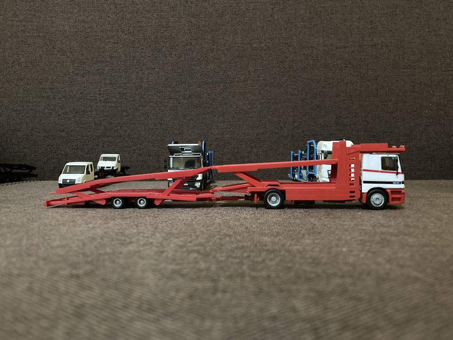 Mercedes Actros 1835 MP1 Kassbohrer supertrans
