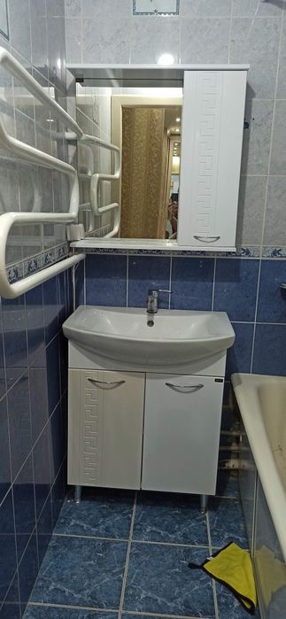 Тумба с раковиной