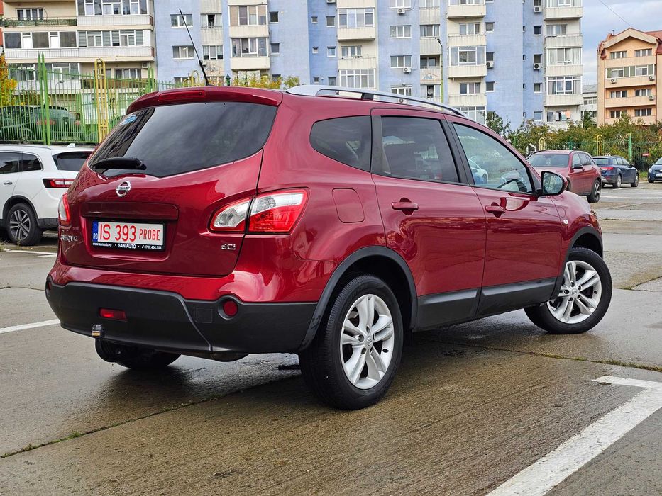 Nissan Qashqai 4x4 2011 2.0dCi 150CP euro 5 7 locuri / RATE fara avans