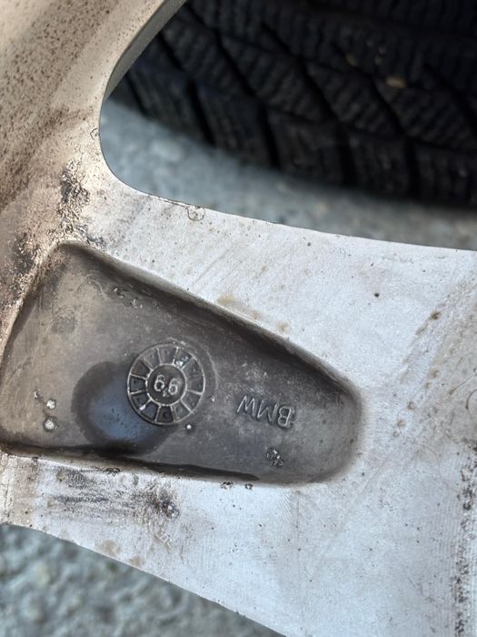 BMW джанти със зимни гуми 16