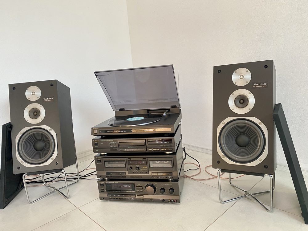 Linie / sistem audio TECHNICS complet in stare perfecta de functionare