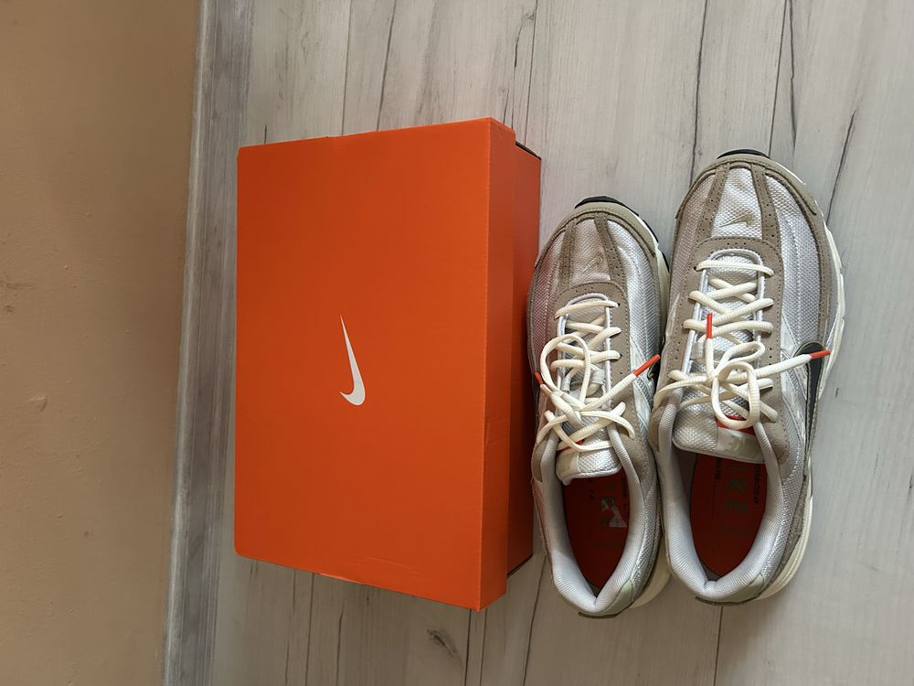 маратонки Nike Initiator 45 Cargo Khaki