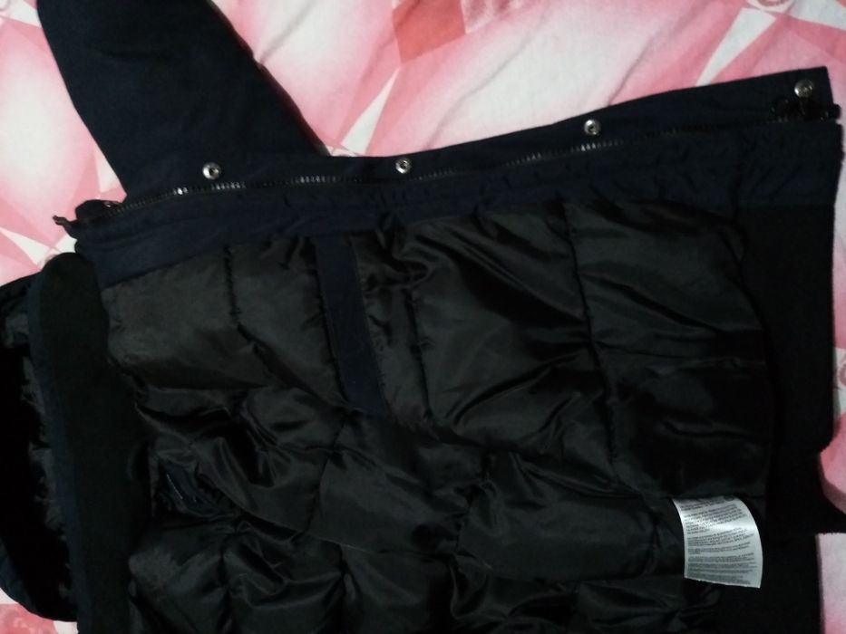 Vând geaca bărbătească